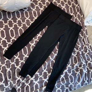 Lands’ End set of 2 Base Layer leggings